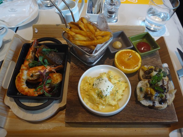 DSC02380.JPG