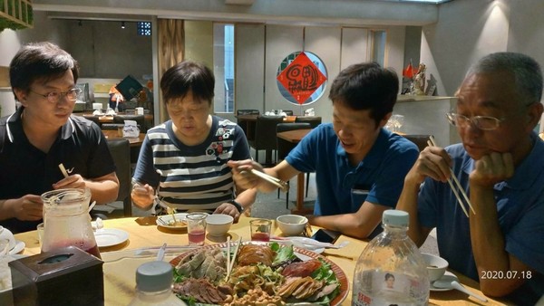 1090718_200720_26.jpg