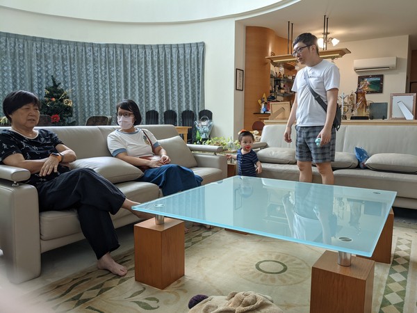 PXL_20220801_024345343.NIGHT.jpg
